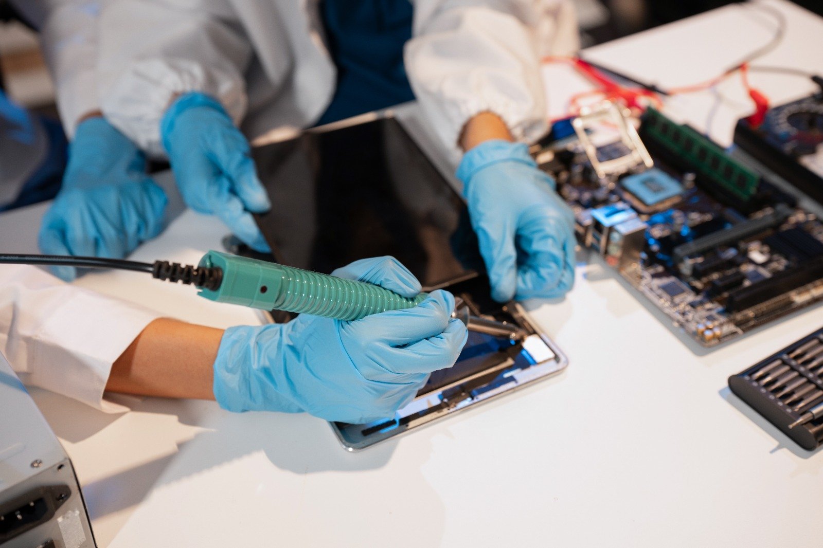 Mobile Phone Repairs West Berkshire