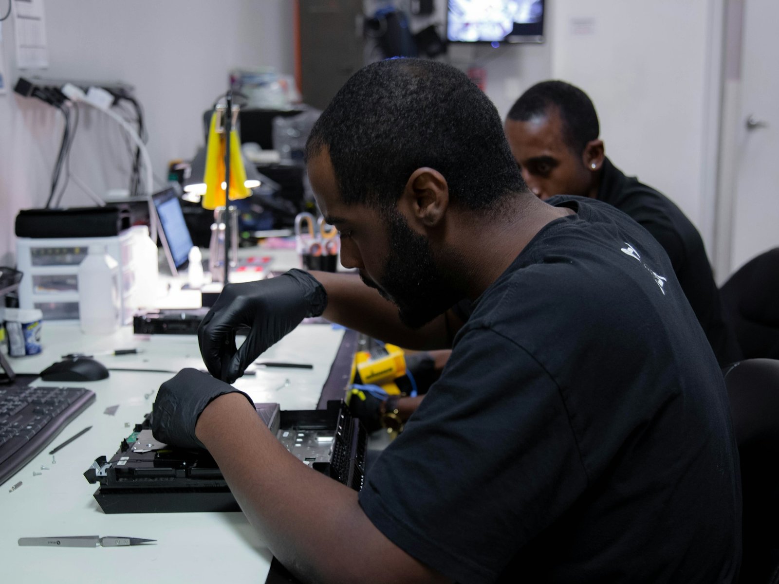 Computer Repair Technicians