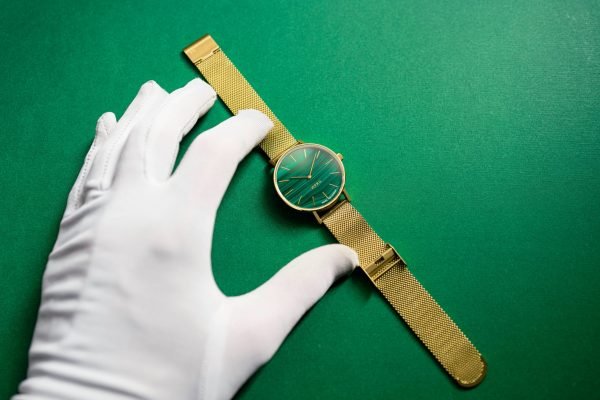 Apple Watch Repairs in Berkshire, Newbury, West Berkshire, and Reading