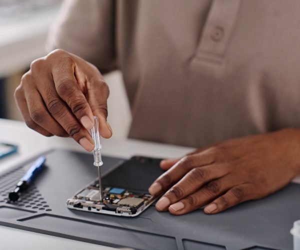 Phone Screen Repairs in Berkshire