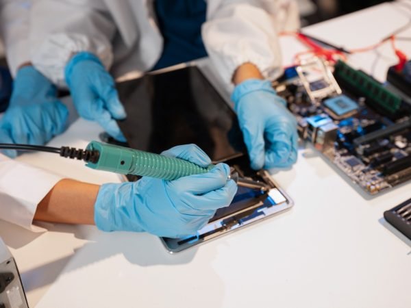 Mobile Phone Repairs West Berkshire