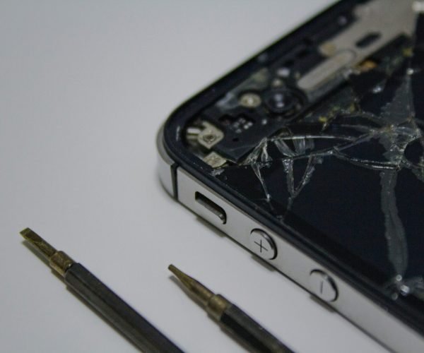 iPhone Repair Shop in Berkshire